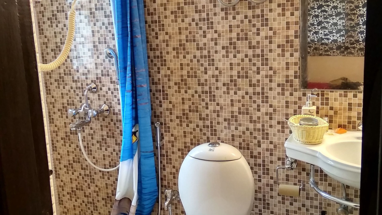 Photo of Bathroom in Bhowanipore