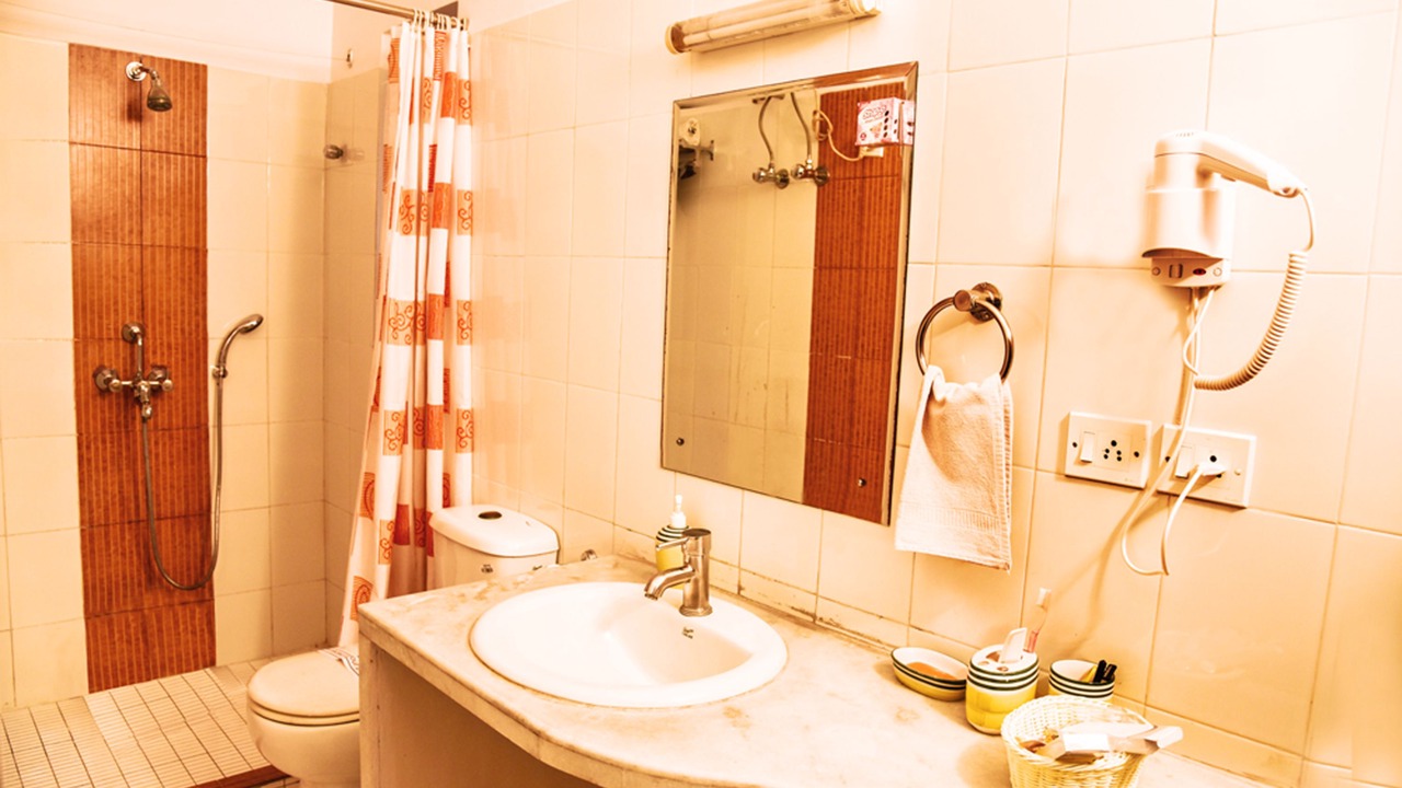 Photo of Bathroom in Bhowanipore