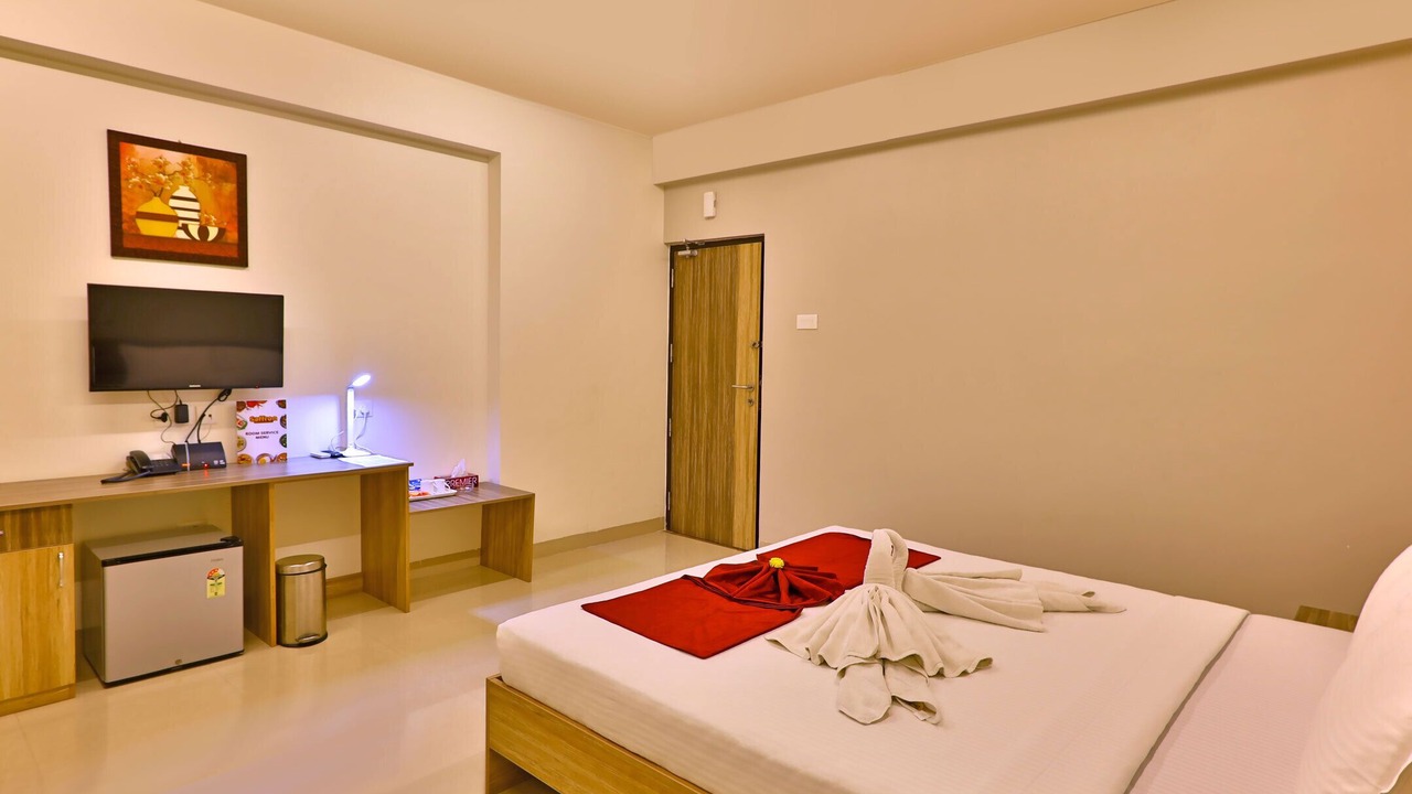 Photo of Bedroom in Mahindra World City