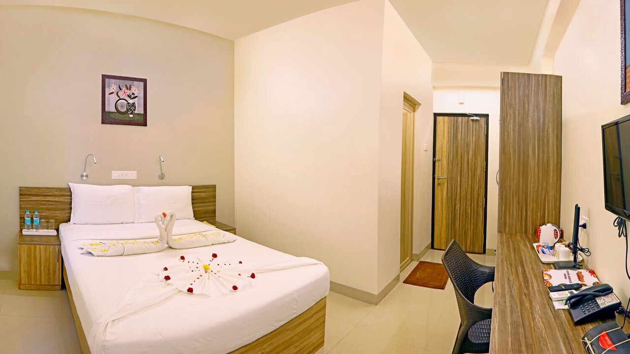 Photo of Bedroom in Mahindra World City