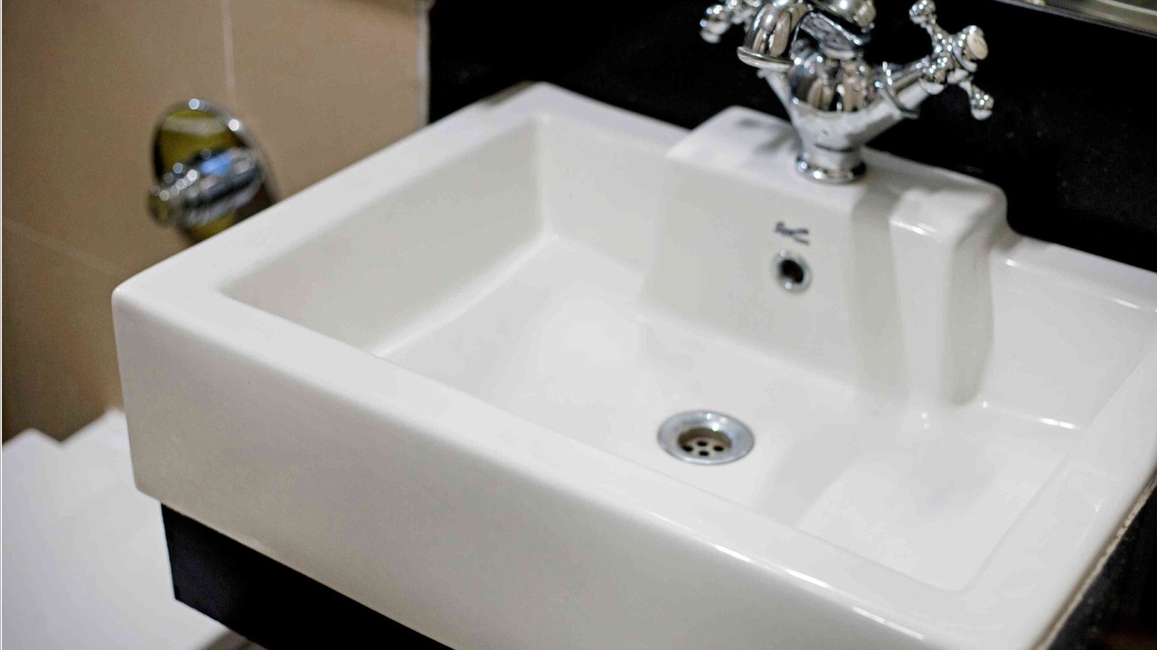 Photo of Bathroom in Maraimalai Nagar