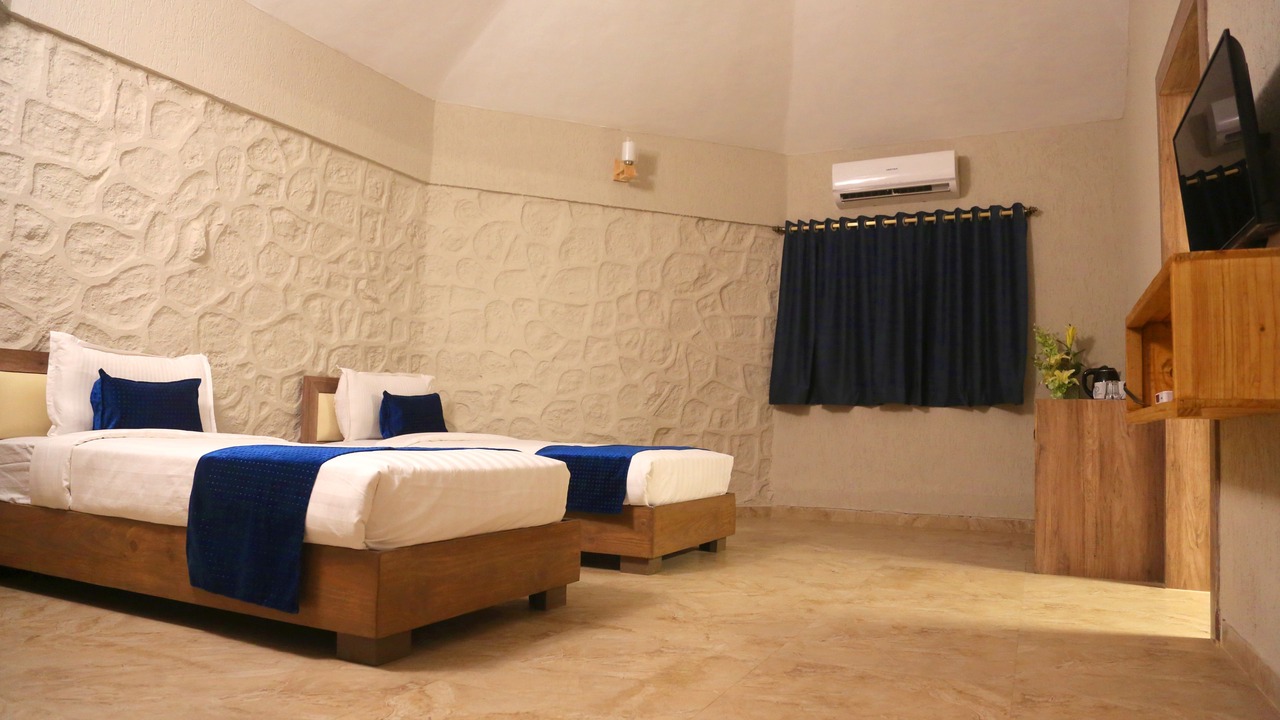 Photo of Bedroom in Khopoli