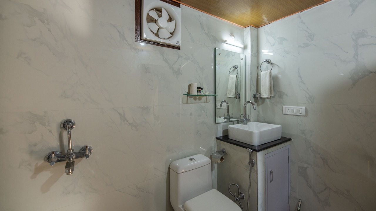 Photo of Bathroom in Kausani