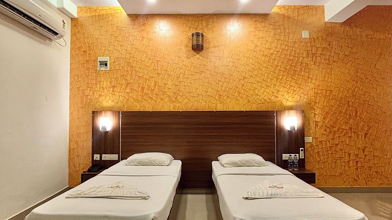 Photo of Bedroom in Adyar