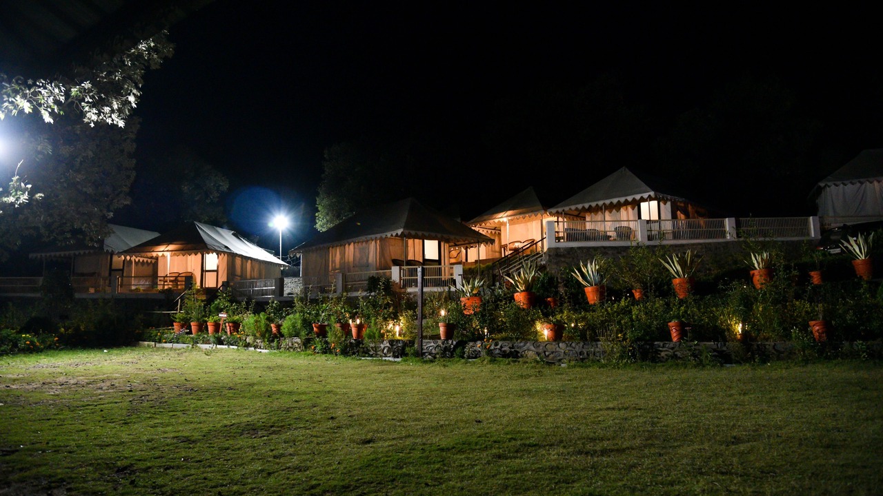 Photo of Outdoor in Lansdowne