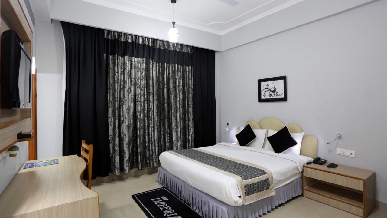 Photo of Bedroom in Bodh Gaya