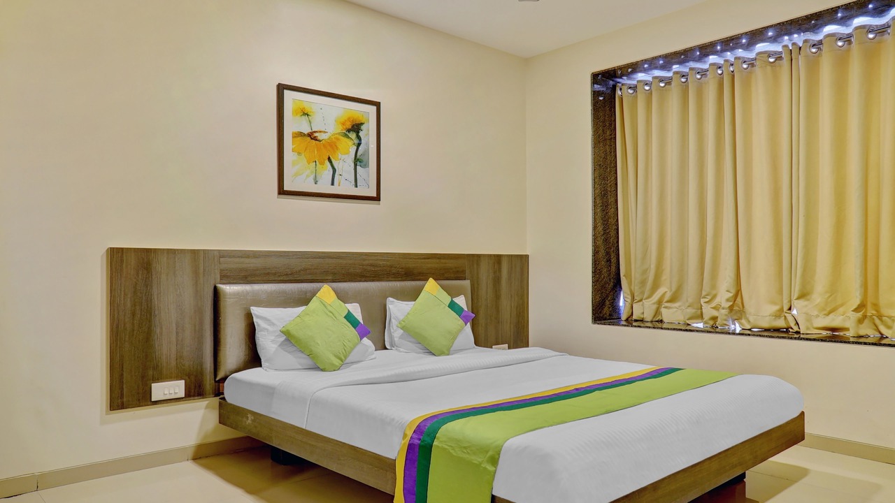 Photo of Bedroom in Hadapsar