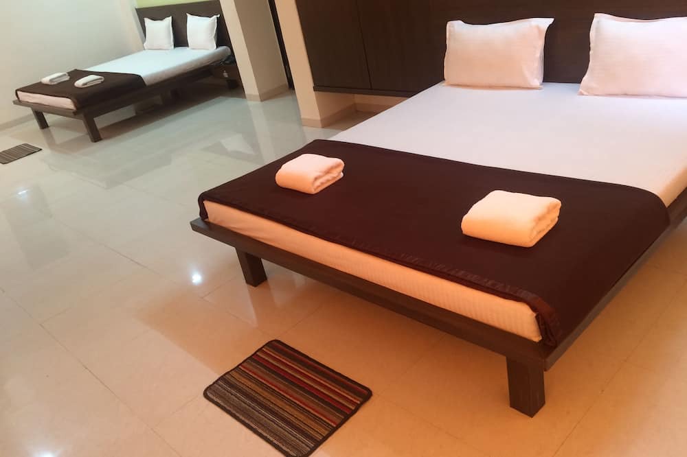 Photo of Bedroom in Trimbak