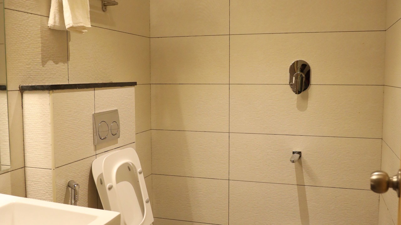 Photo of Bathroom in Perungudi