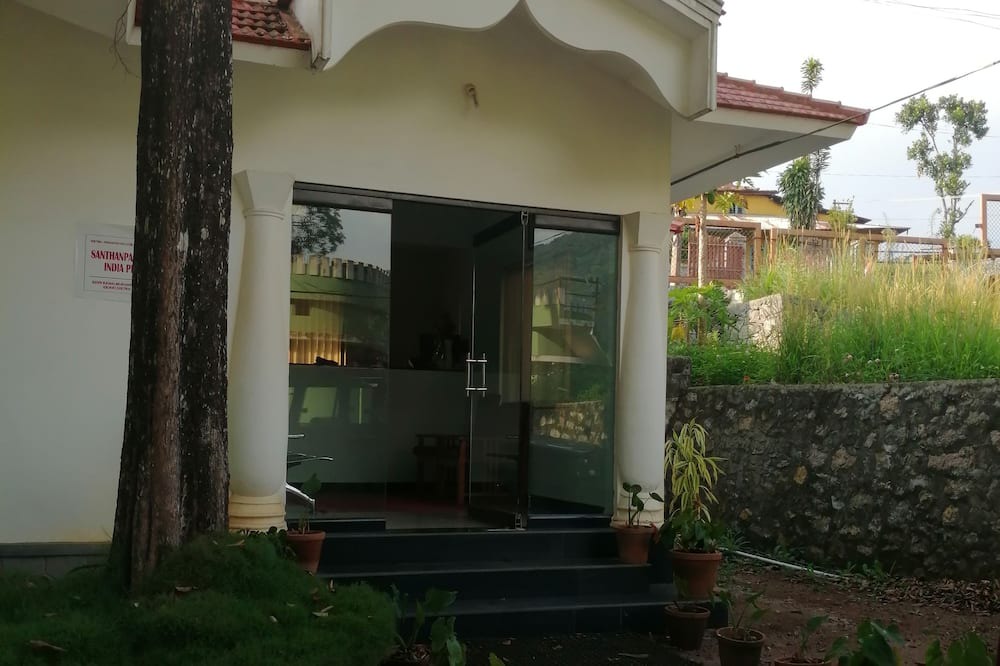 Photo of Outdoor in Santhanpara