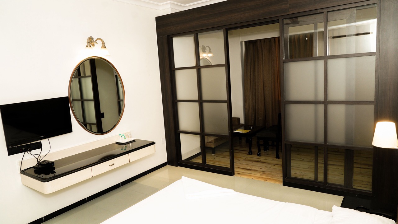Photo of Bedroom in Mira Road East