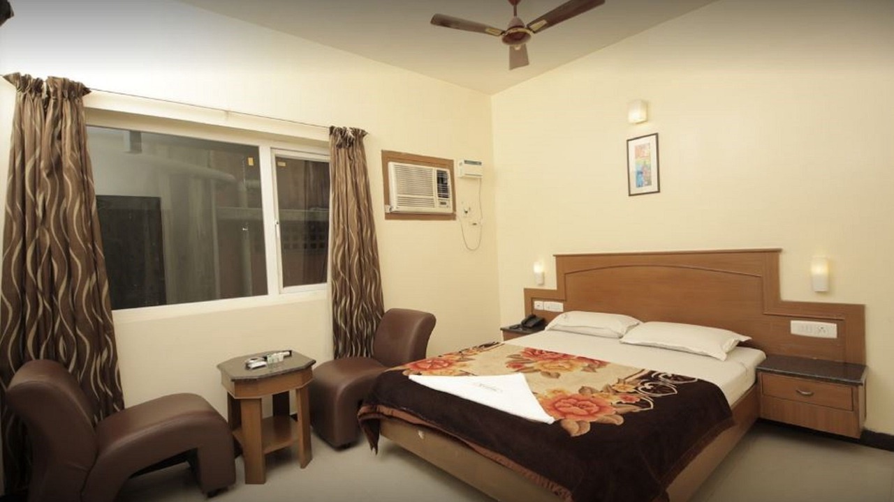 Photo of Bedroom in Parthasarathy Puram