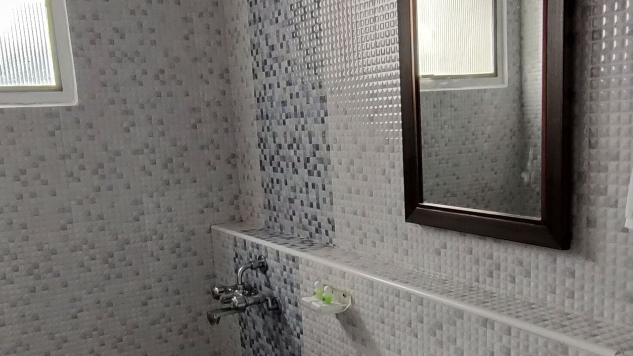Photo of Bathroom in Periamet