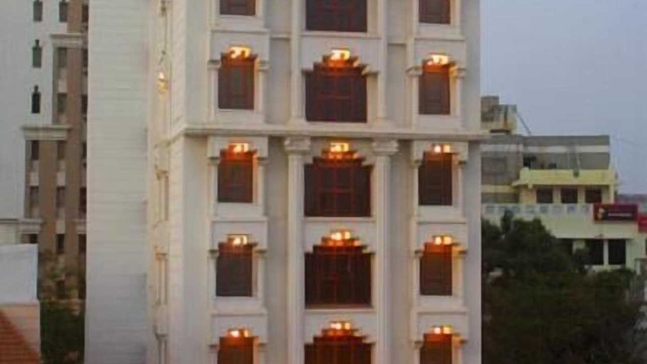 Photo of Buildings in Vadapalani