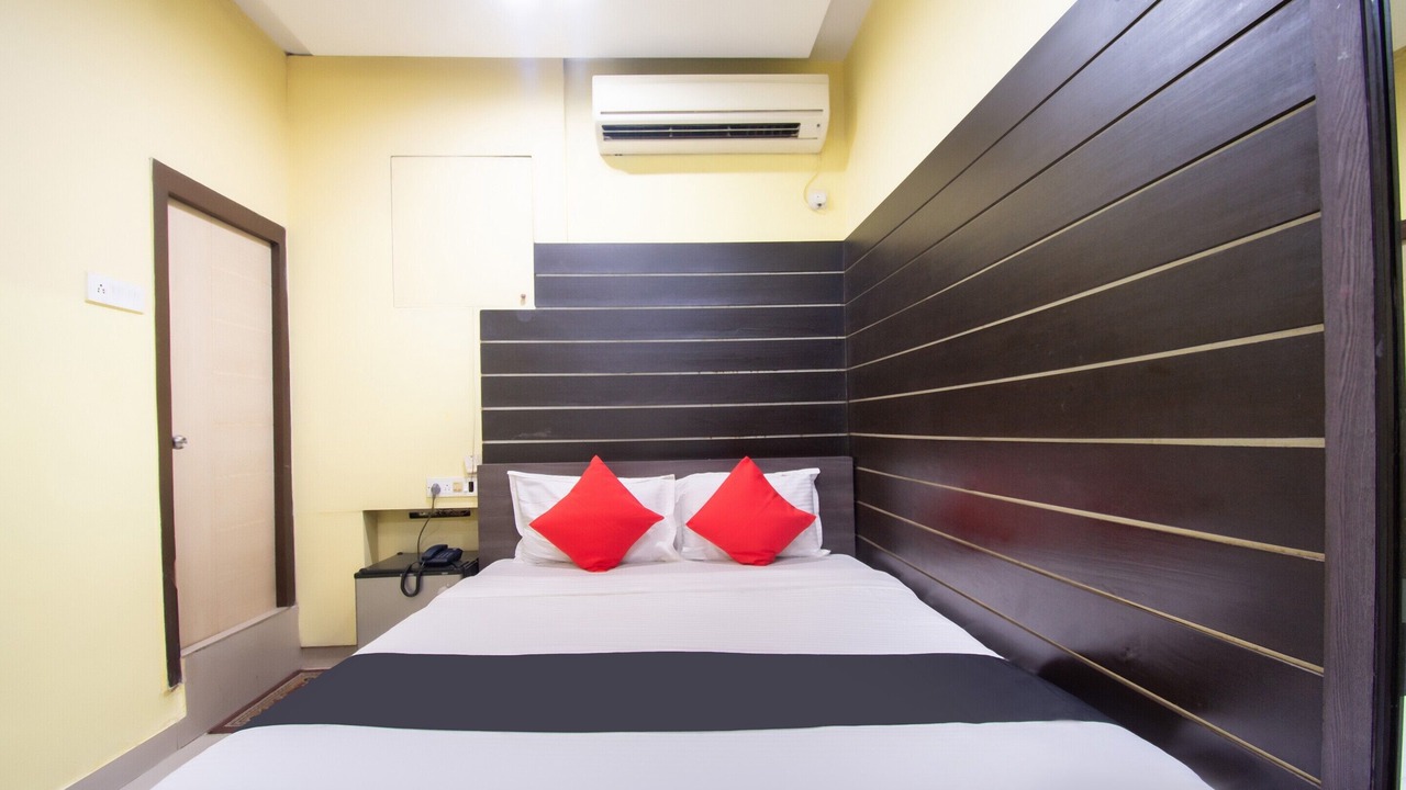 Photo of Bedroom in Ballygunge