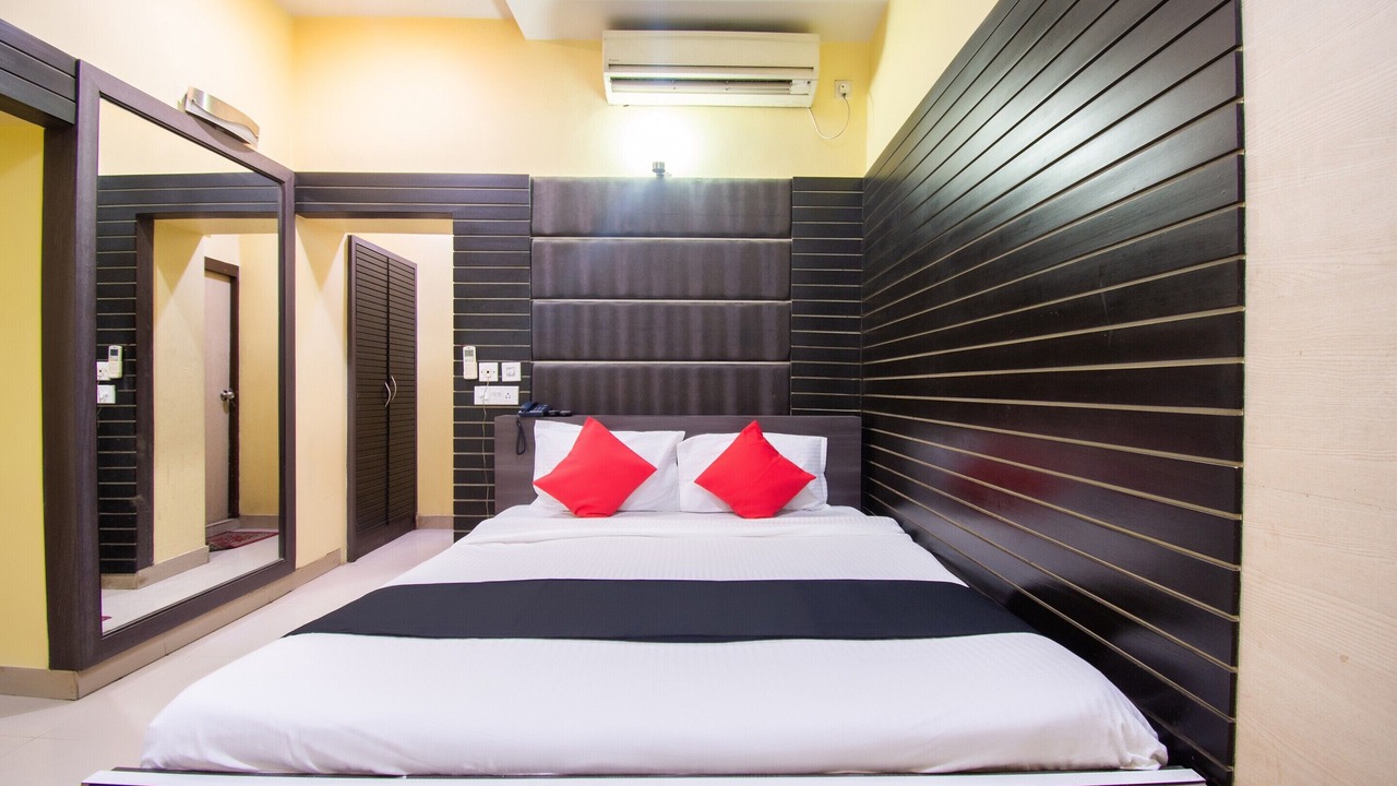 Photo of Bedroom in Ballygunge