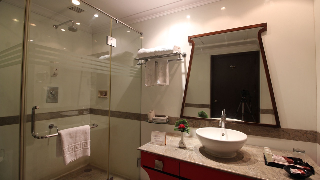 Photo of Bathroom in Egmore