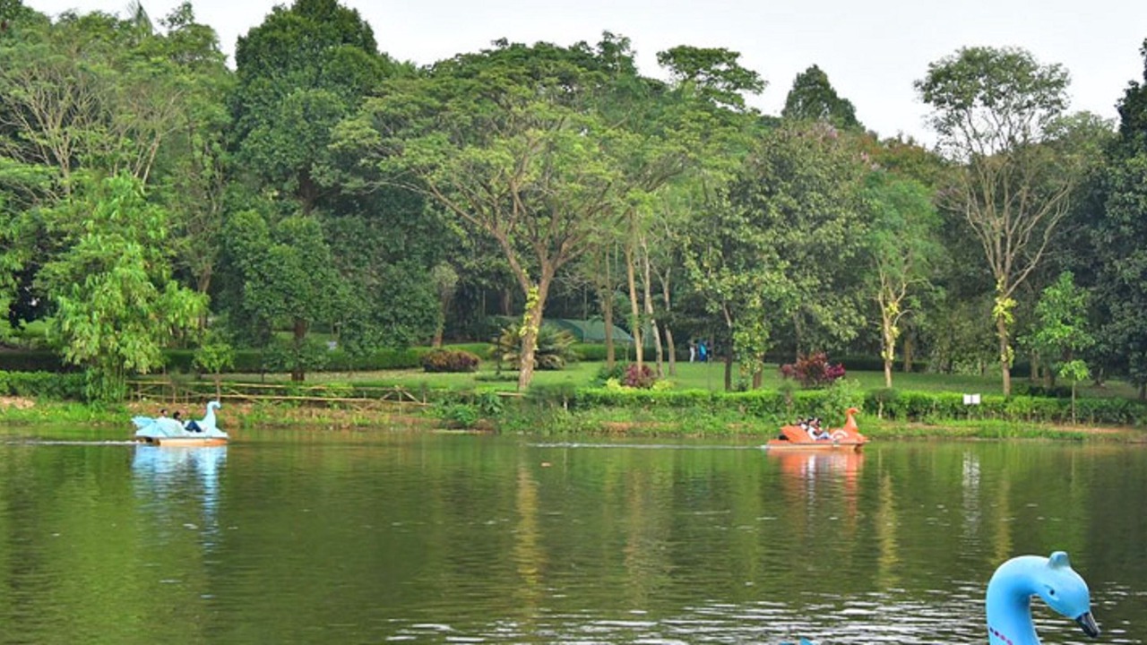 Photo of Others in Adyar
