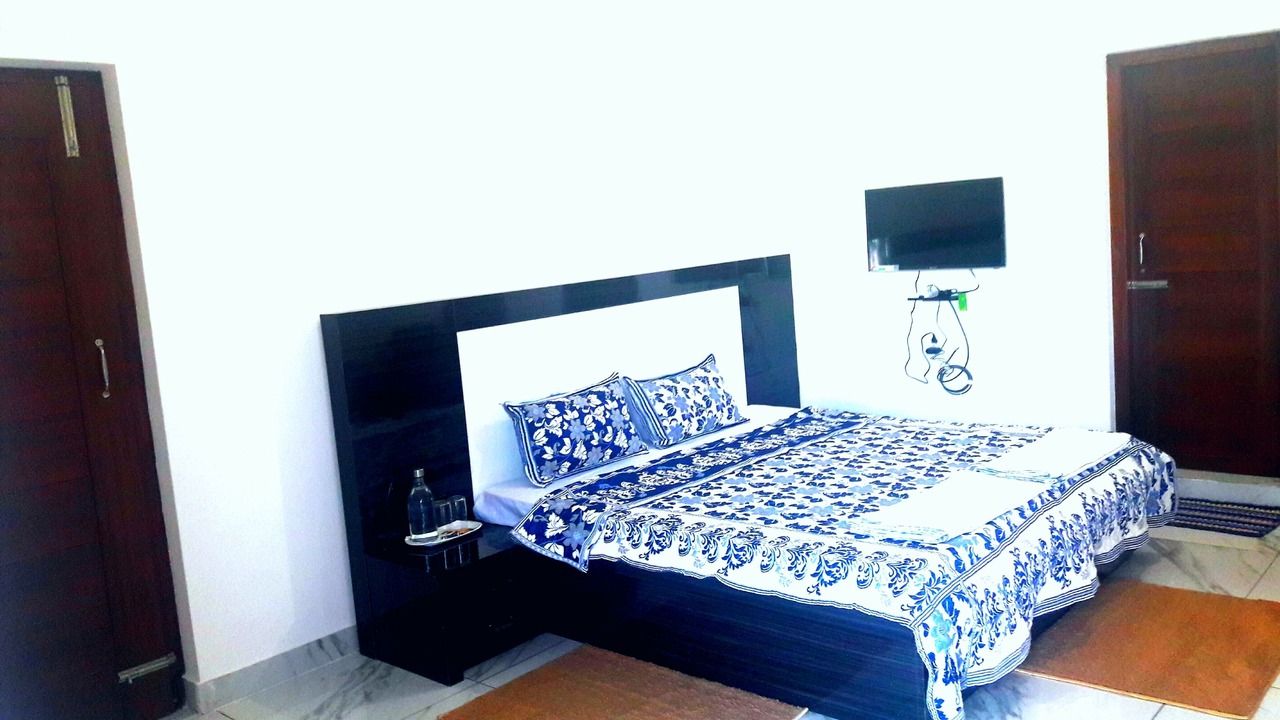 Photo of Bedroom in Kausani