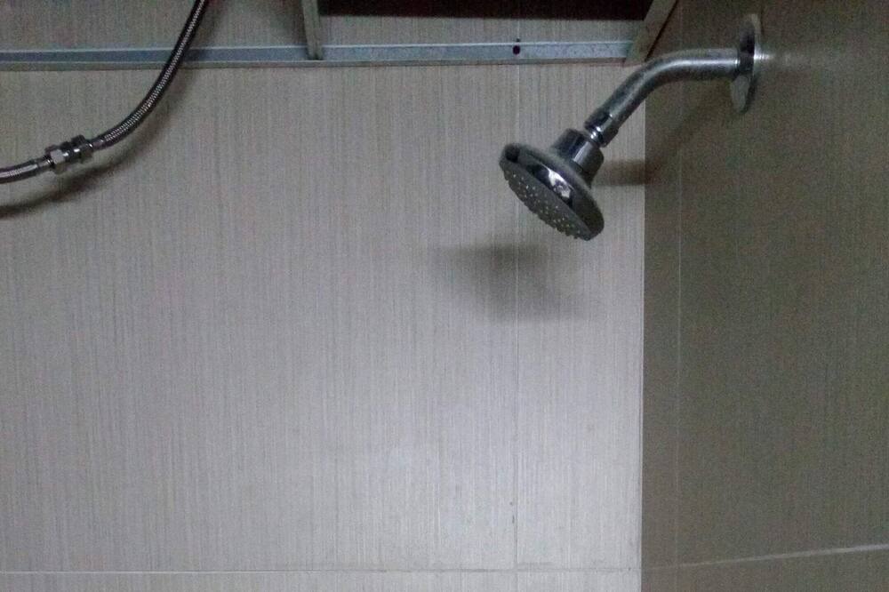 Photo of Bathroom in Kadubeesanahalli