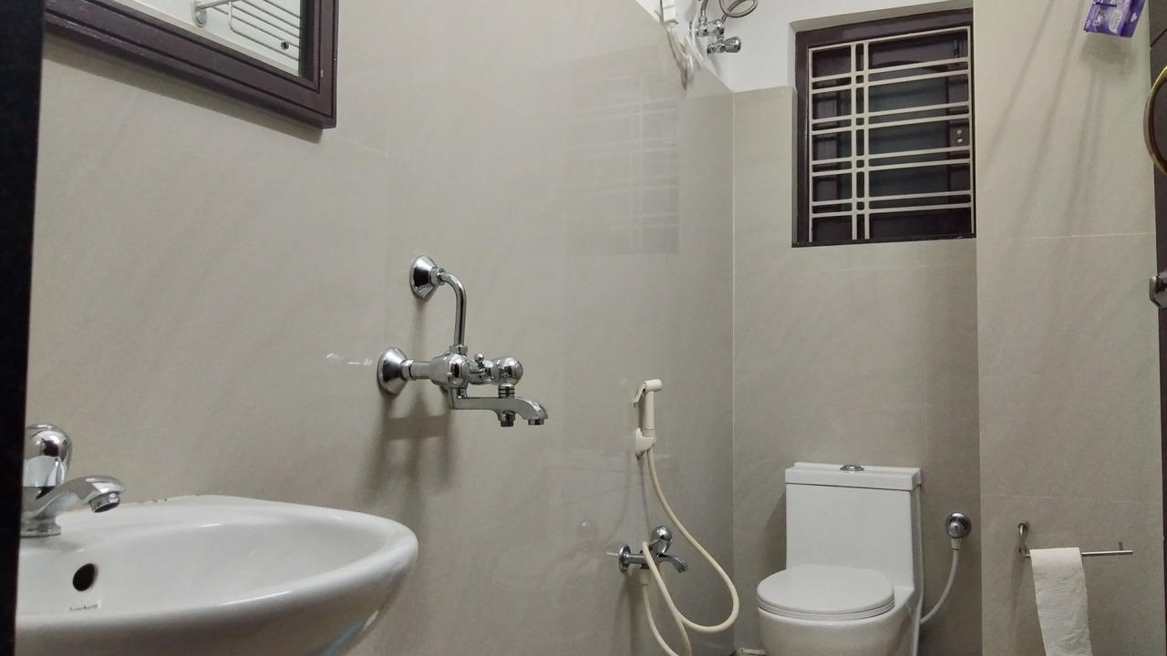 Photo of Bathroom in South Dum Dum