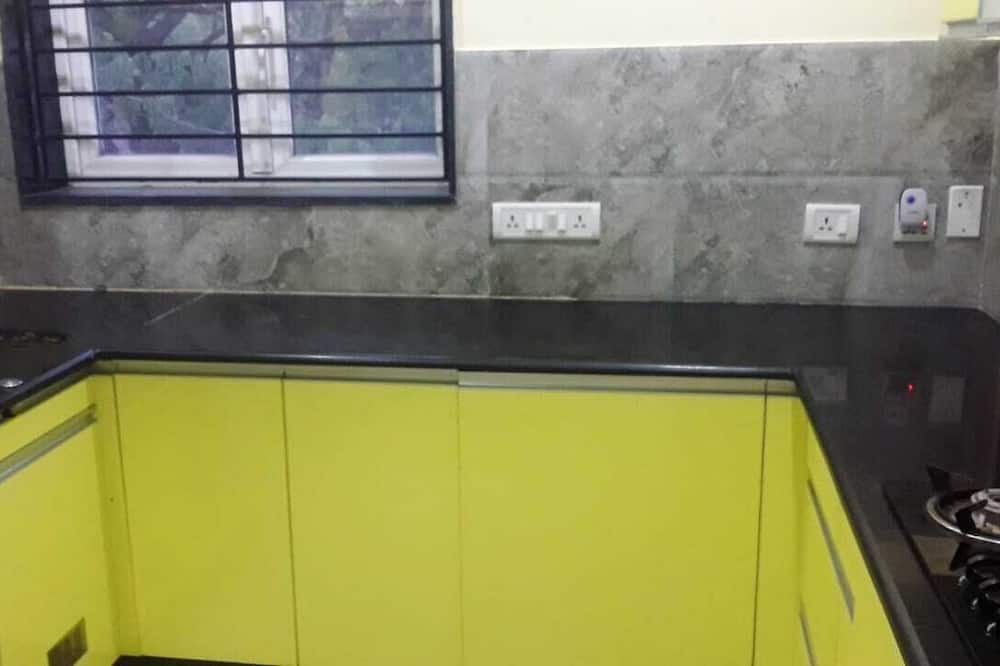 Photo of Kitchen in Mylapore Tiruvallikk