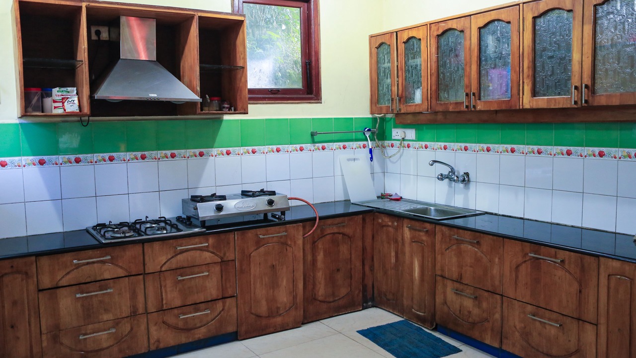 Photo of Kitchen in Naduvattam
