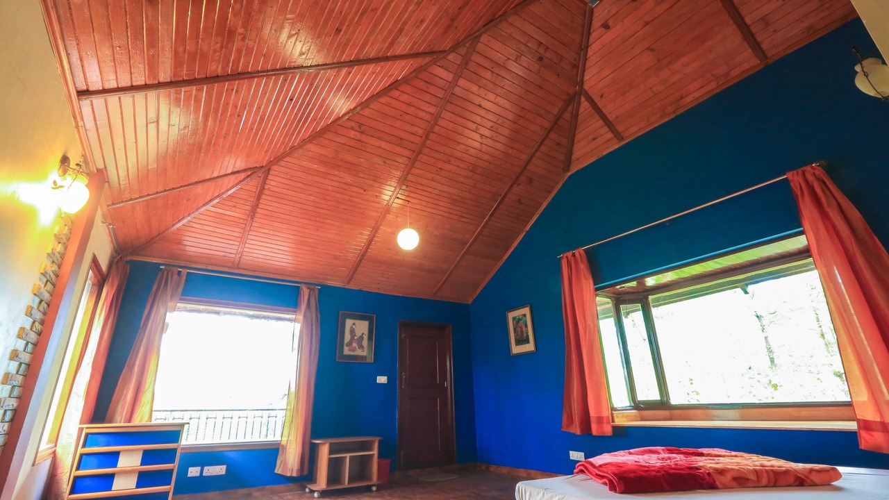 Photo of Bedroom in Naduvattam