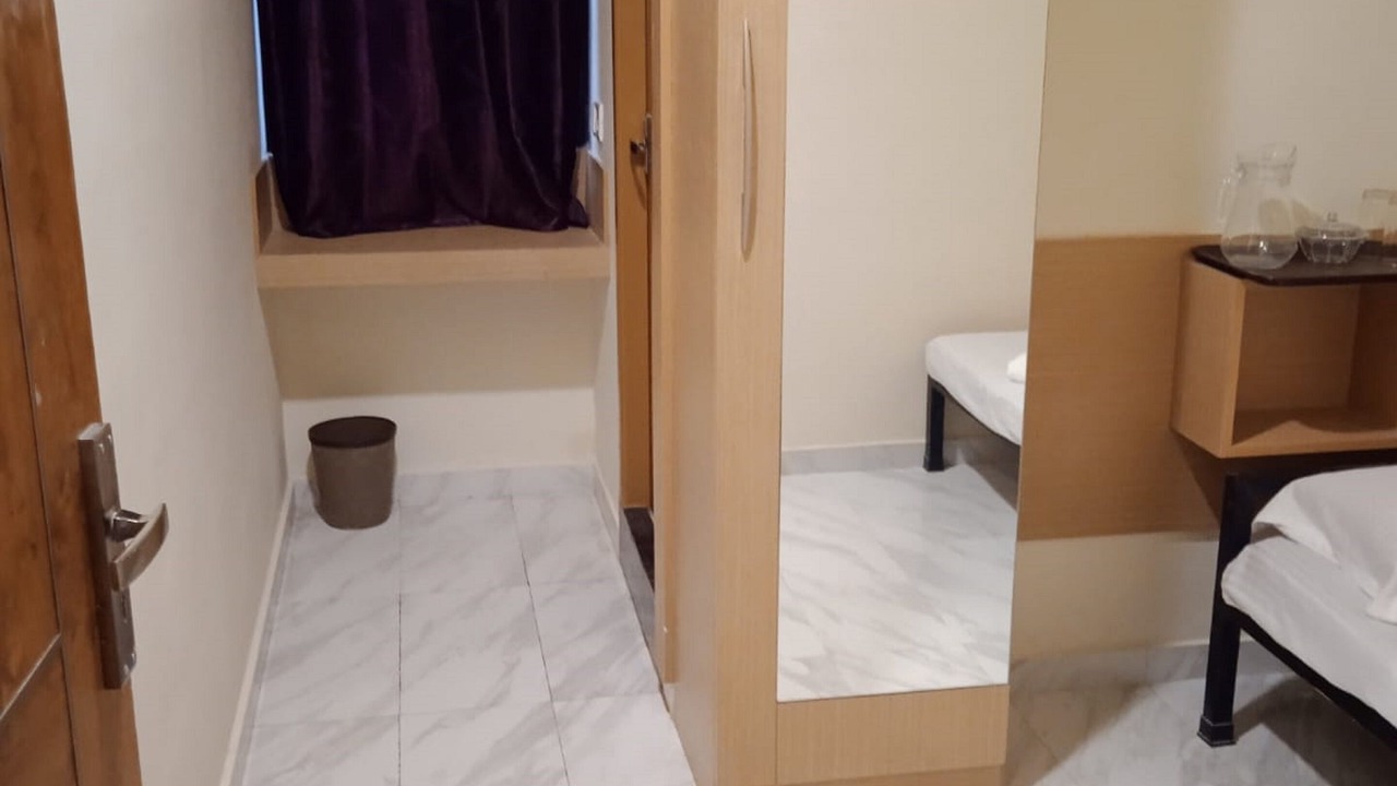 Photo of Bedroom in Ambattur