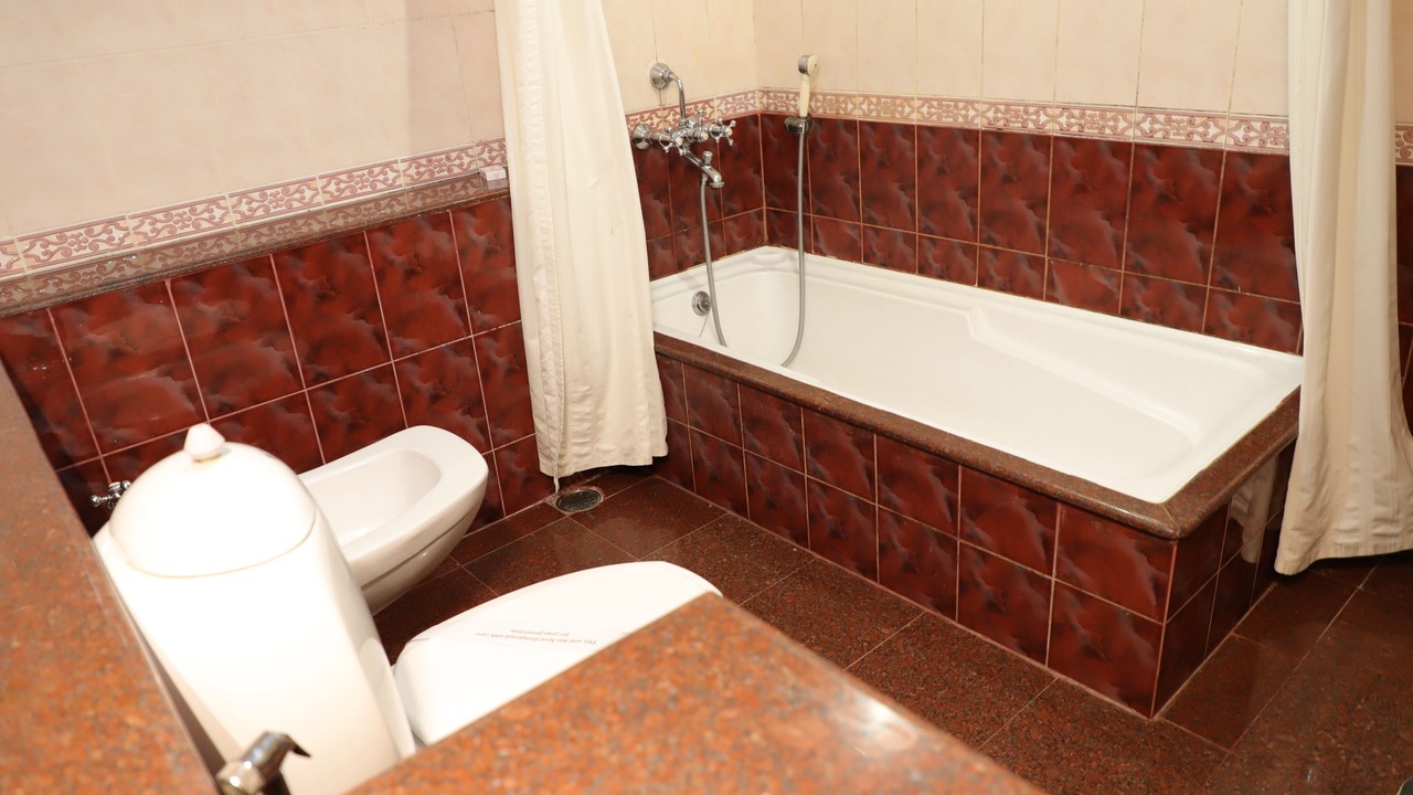 Photo of Bathroom in Egmore