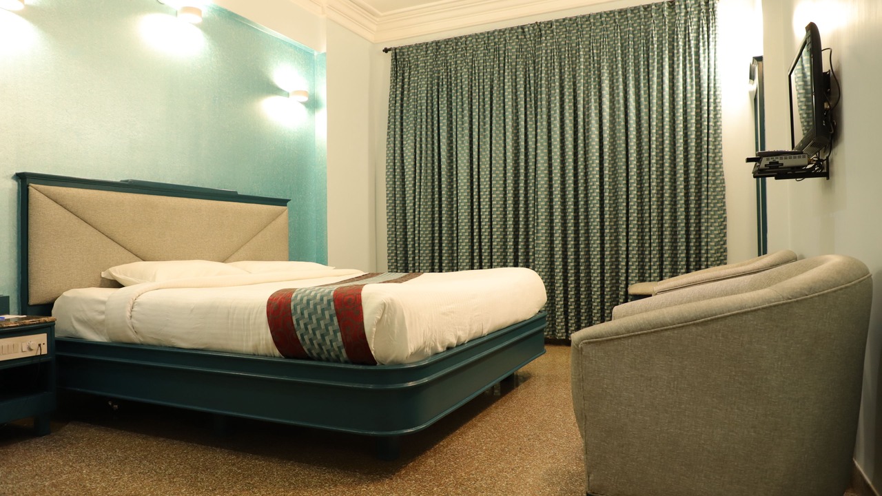 Photo of Bedroom in Egmore