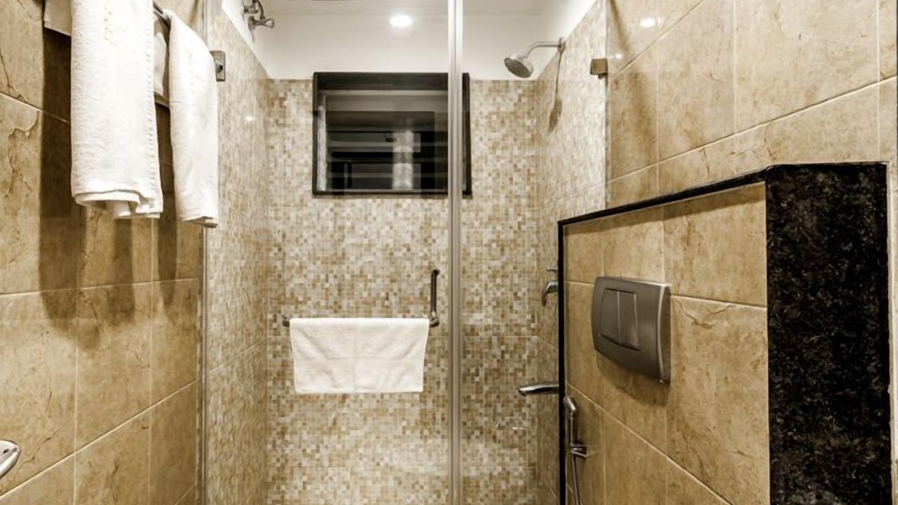 Photo of Bathroom in Mogappair