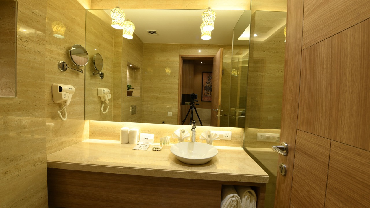 Photo of Bathroom in Ranjit Avenue
