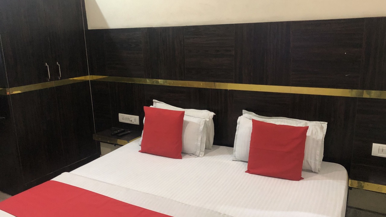Photo of Bedroom in Bahadrabad