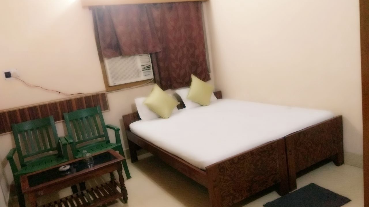 Photo of Bedroom in Deoghar