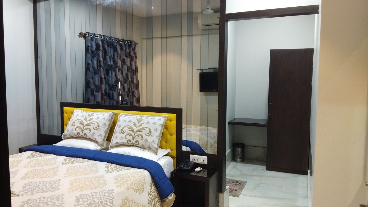 Photo of Bedroom in Dharmatala
