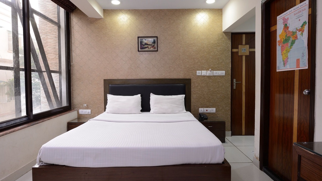 Photo of Bedroom in Dharmatala