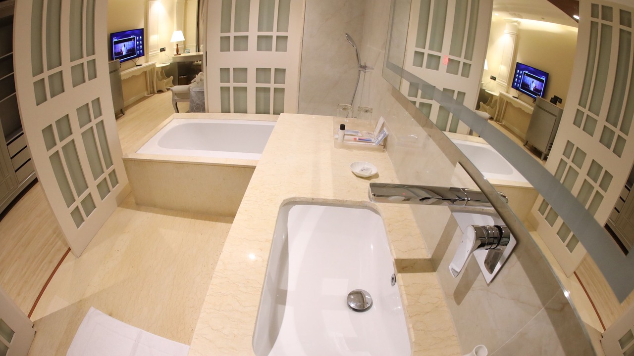 Photo of Bathroom in Navalur