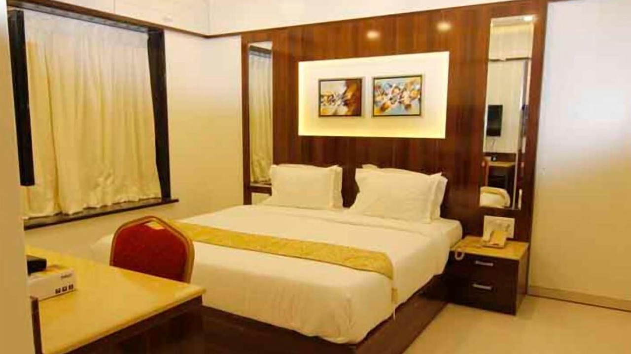 Photo of Bedroom in Central Pune