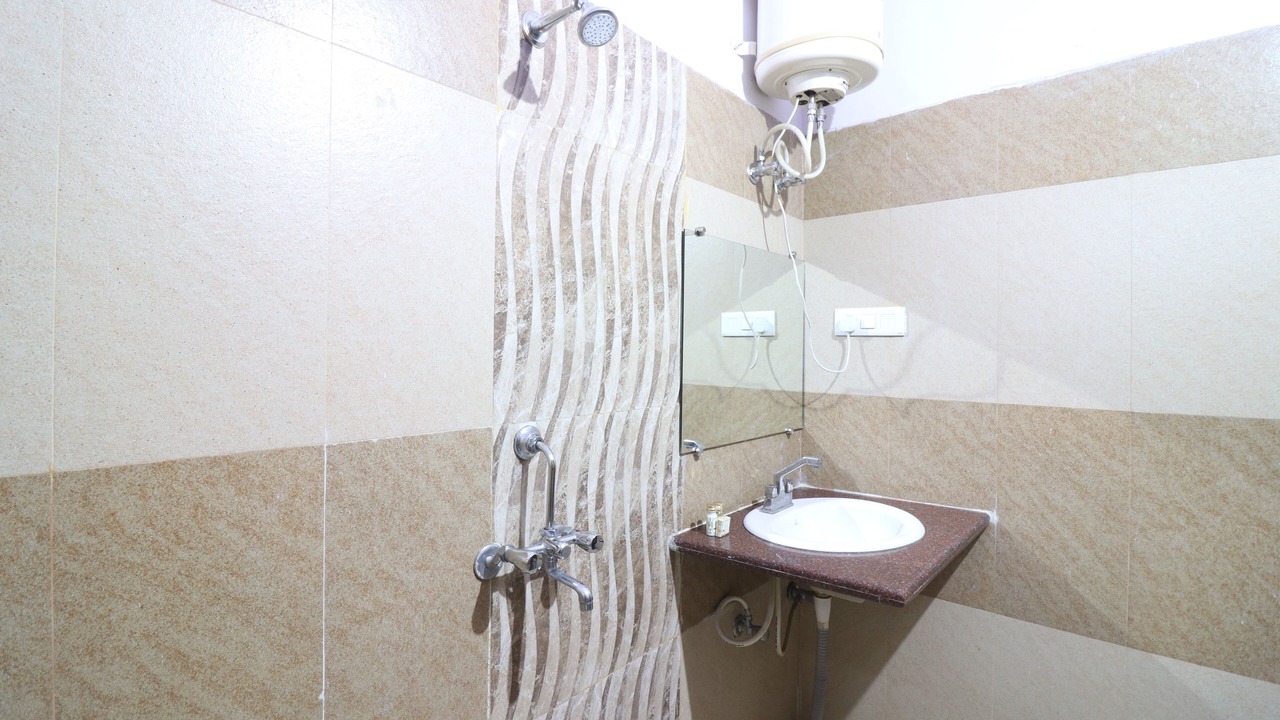 Photo of Bathroom in Rudraprayag
