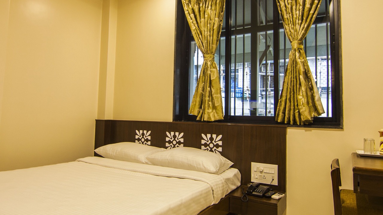 Photo of Bedroom in Dadar East