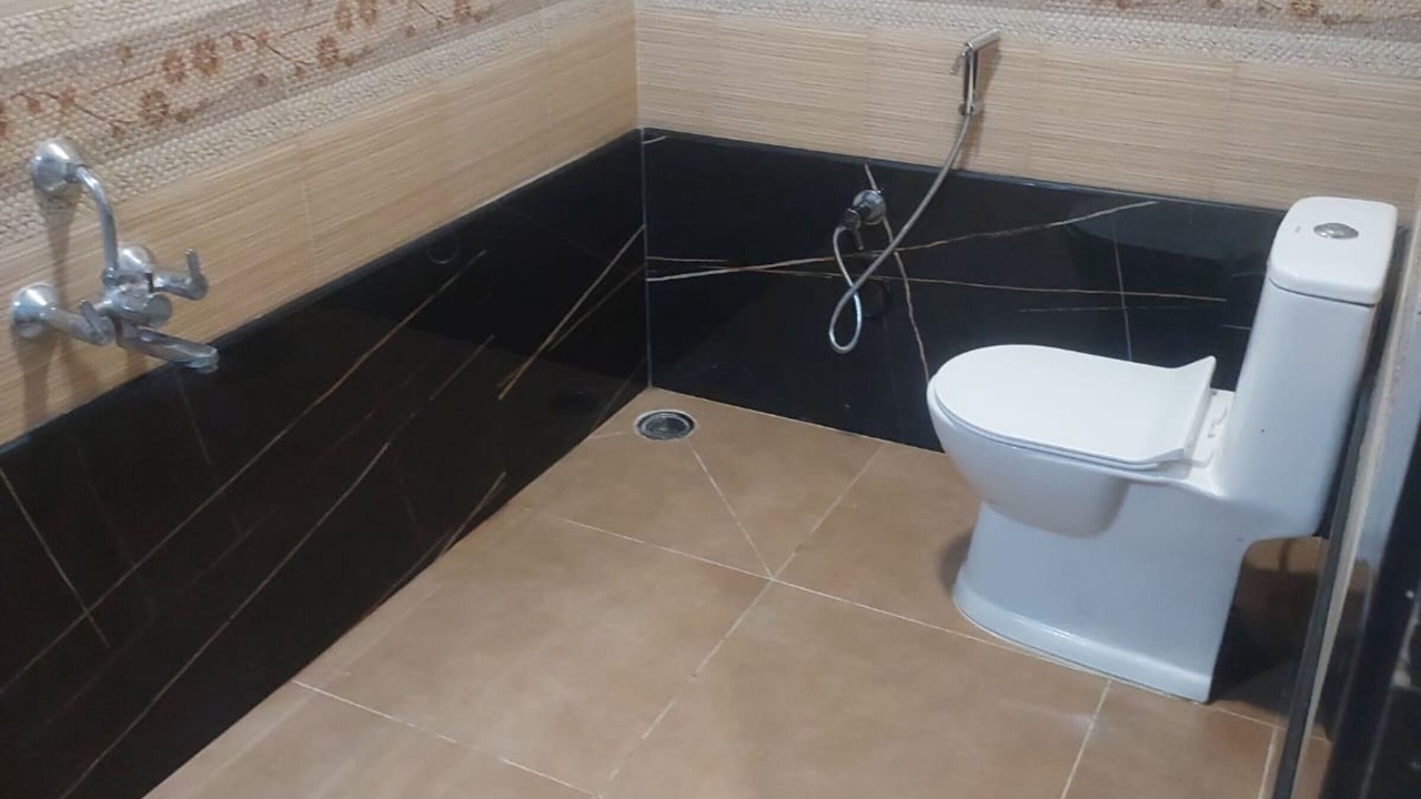 Photo of Bathroom in Saravanampatty