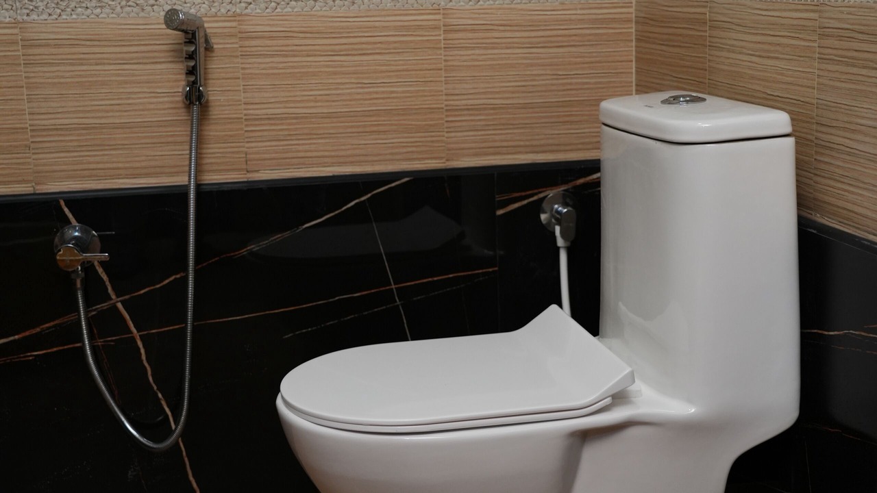 Photo of Bathroom in Saravanampatty