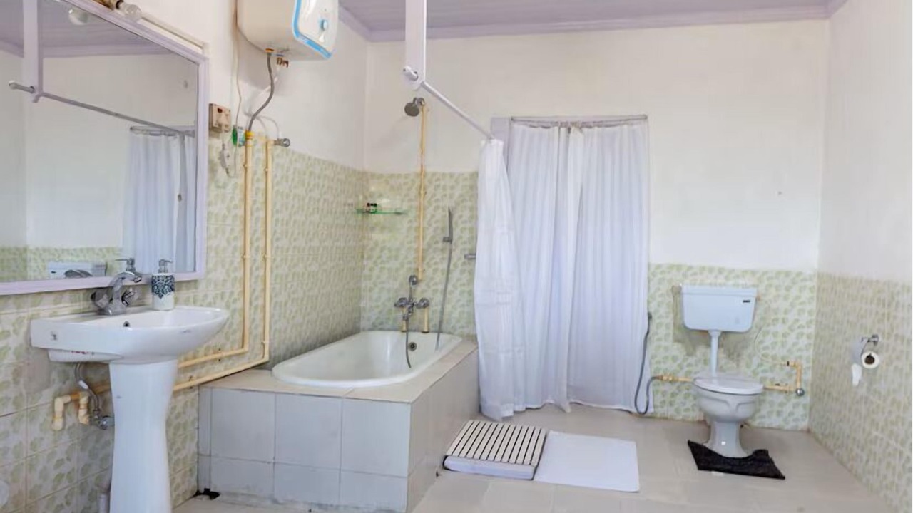 Photo of Bathroom in Darjeeling