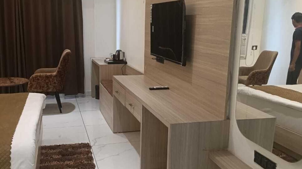 Photo of Bedroom in Bahadrabad