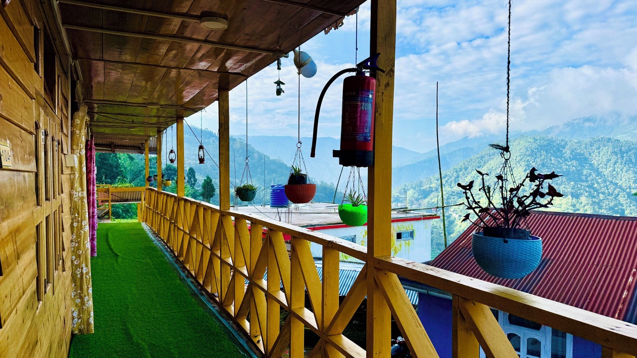Photo of Patio Balcony in Darjeeling