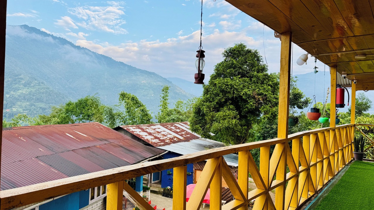 Photo of Patio Balcony in Darjeeling