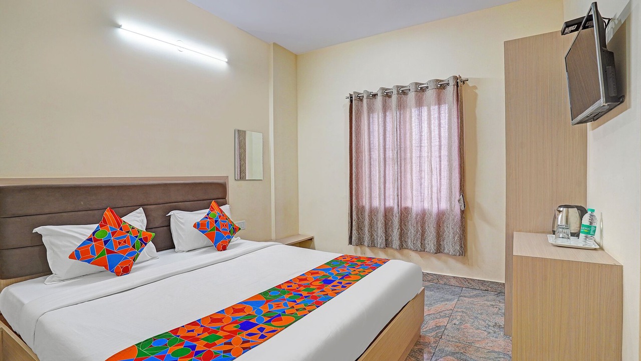Photo of Bedroom in Shivaji Nagar