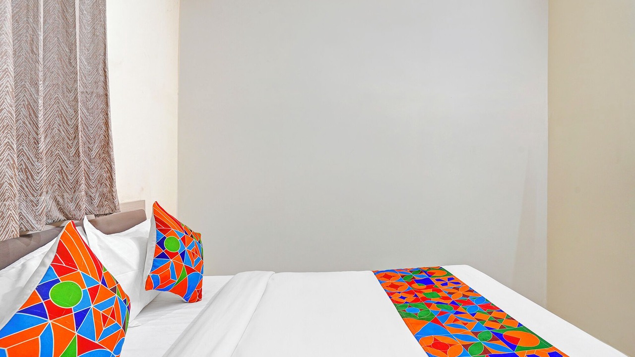 Photo of Bedroom in Shivaji Nagar