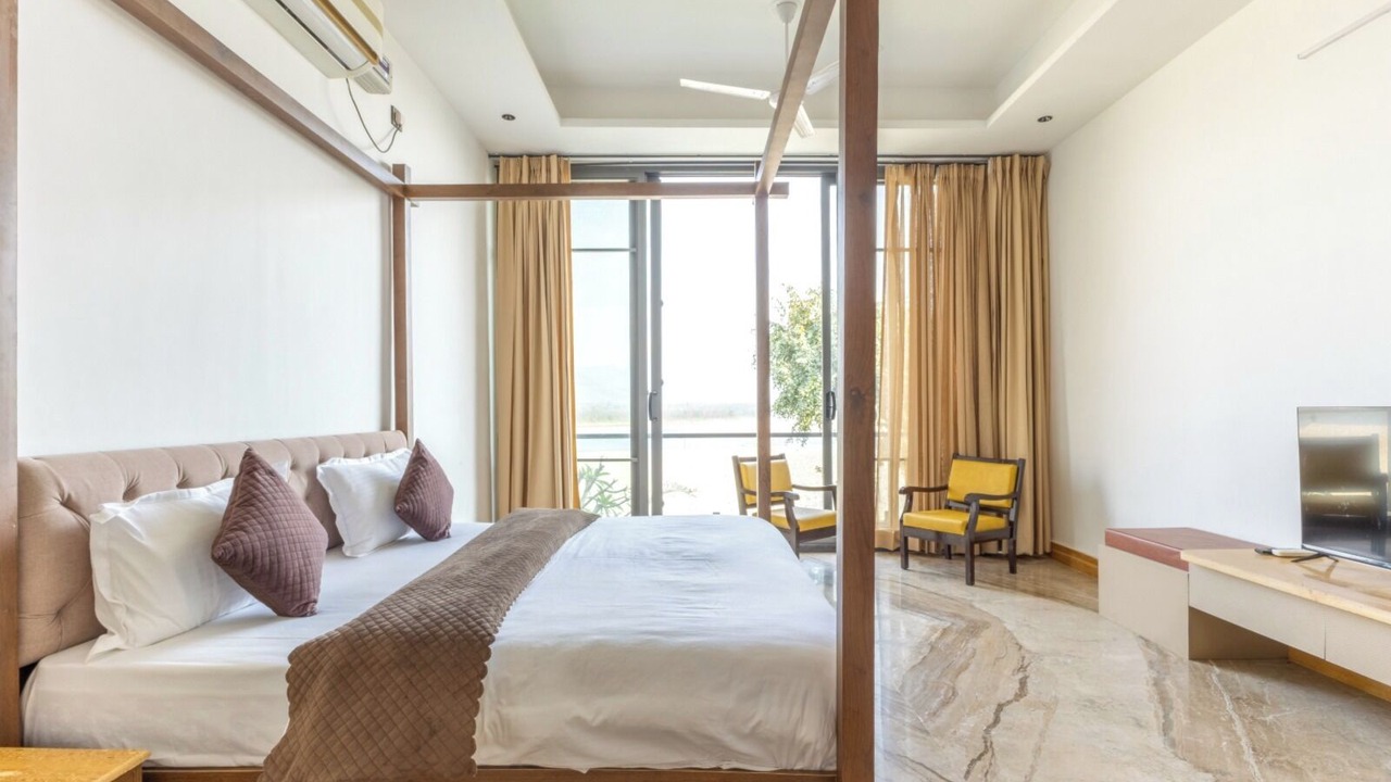 Photo of Bedroom in Haridwar